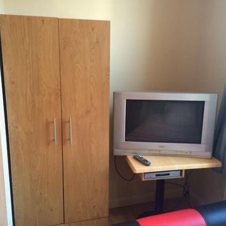 Nite Inn Bed & Breakfast Leeds  Bagian luar foto